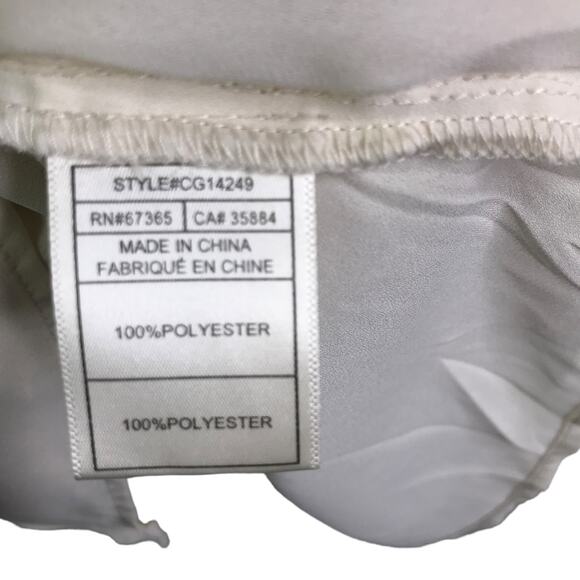 Cupcakes & Cashmere Women's Blouse Cape Sleeves Double V-Neck Cream Top Sz XS - Picture 10 of 10